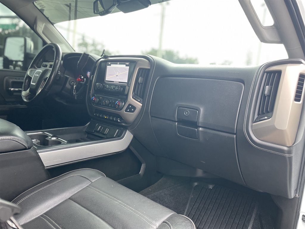 2016 GMC Sierra - $33,999