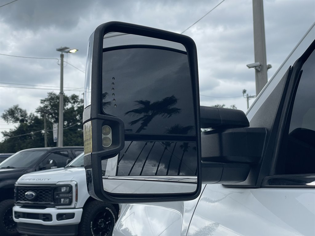 2016 GMC Sierra - $33,999