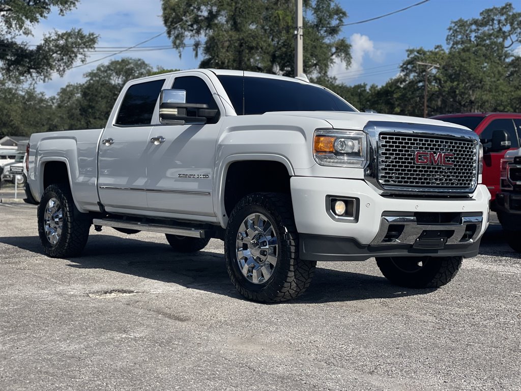 2016 GMC Sierra - $33,999