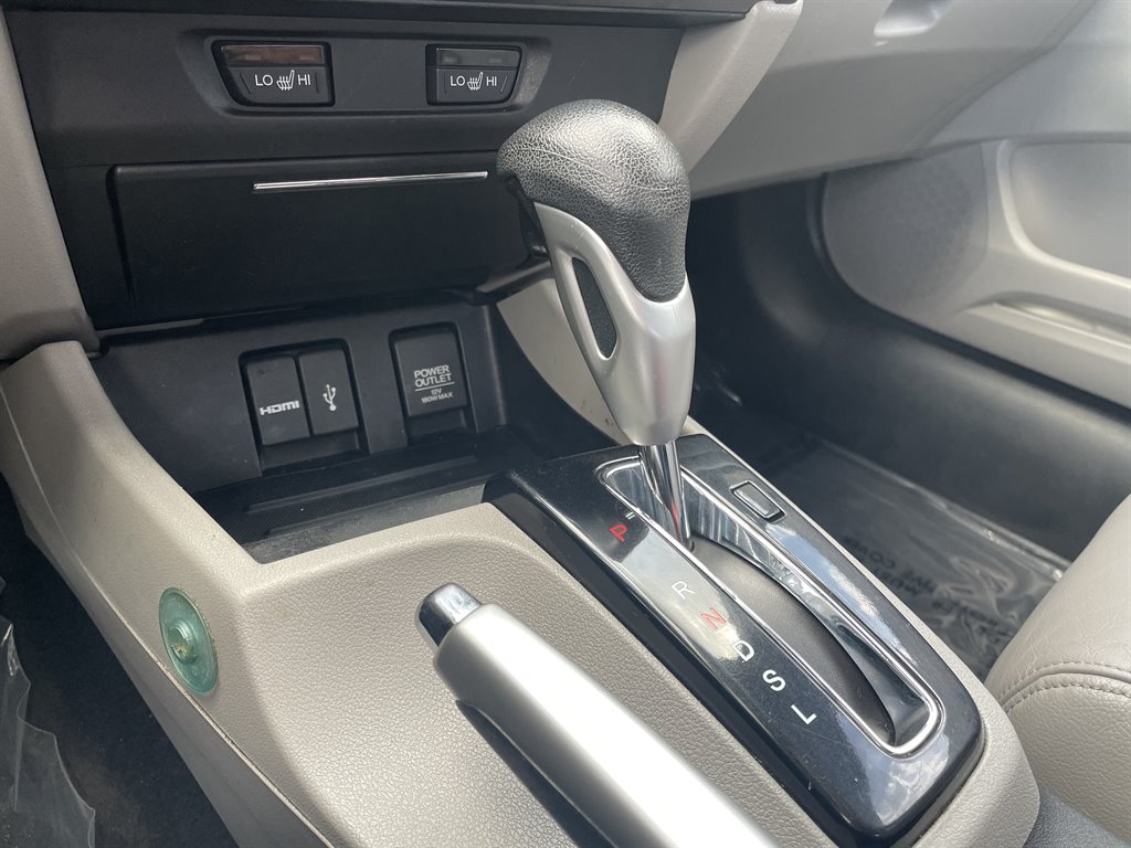 2014 Honda Civic - $9,999