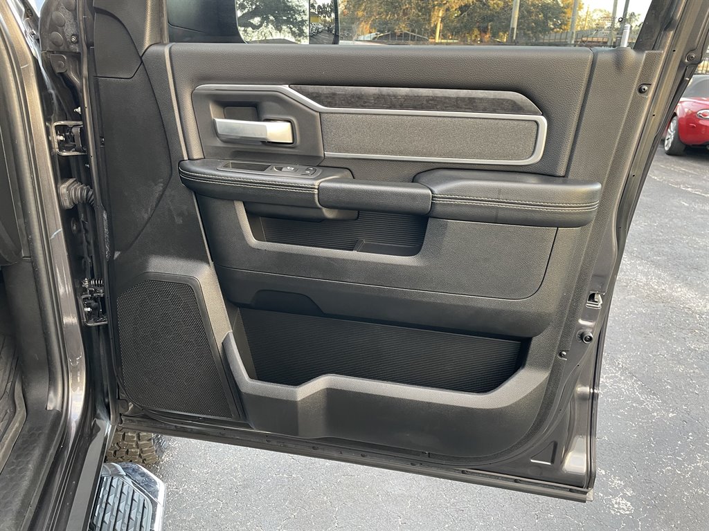 2022 RAM 3500 BIG Horn photo