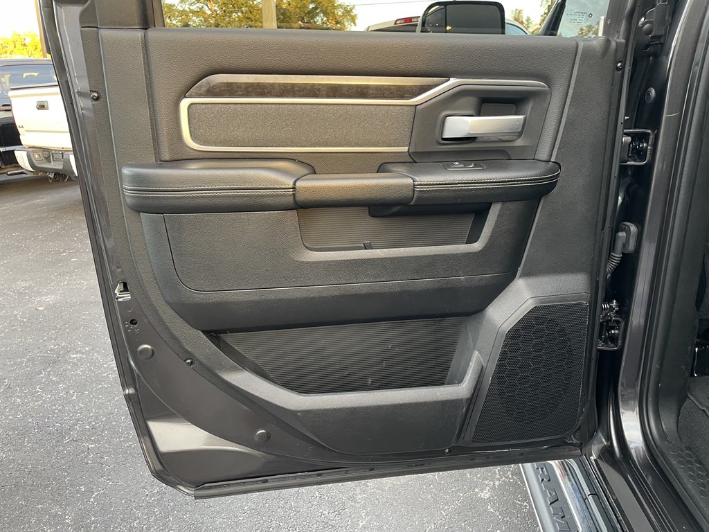 2022 RAM 3500 BIG Horn photo