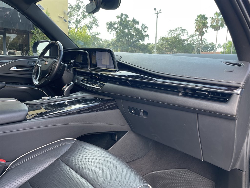 2021 Cadillac Escalade - $44,999