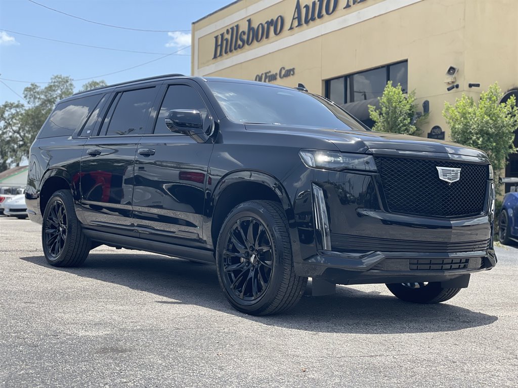 2021 Cadillac Escalade - $44,999