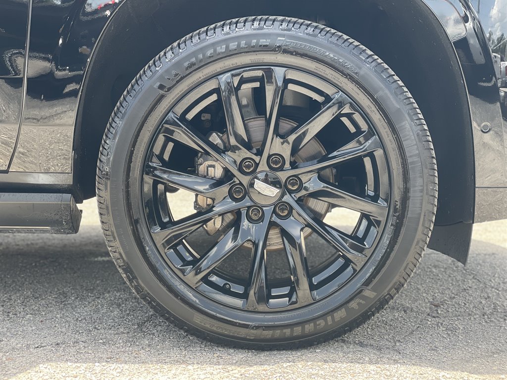 2021 Cadillac Escalade - $44,999