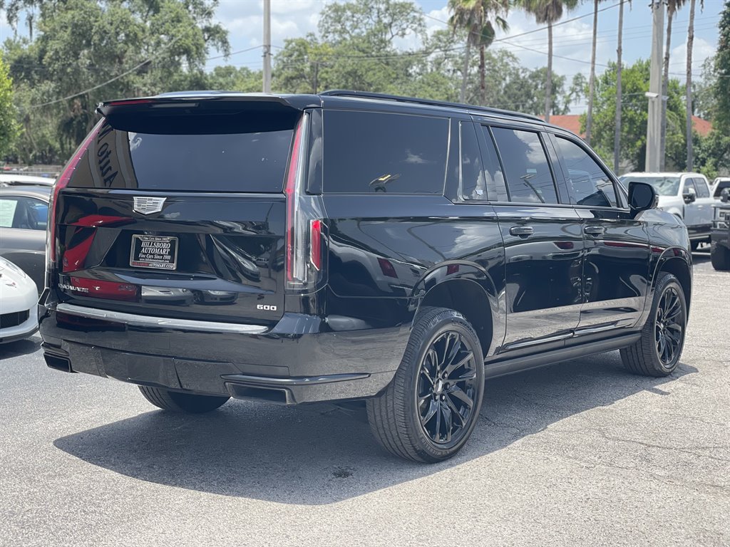 2021 Cadillac Escalade - $44,999