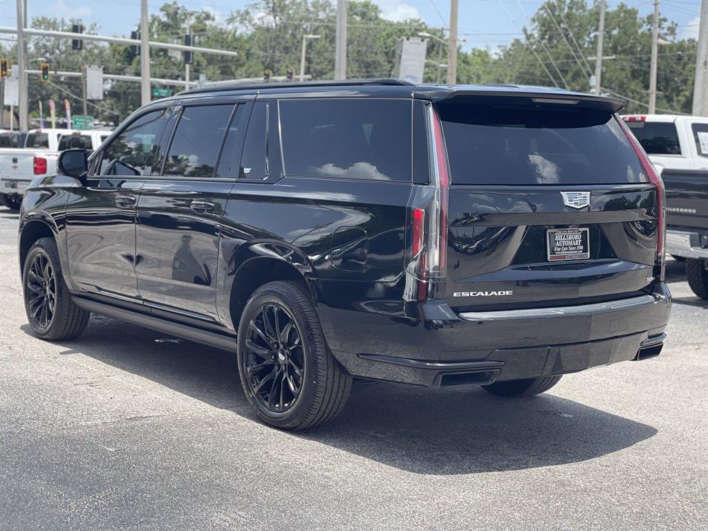 2021 Cadillac Escalade - $44,999