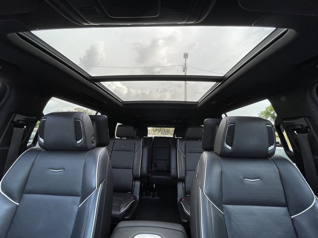 2021 Cadillac Escalade - $44,999