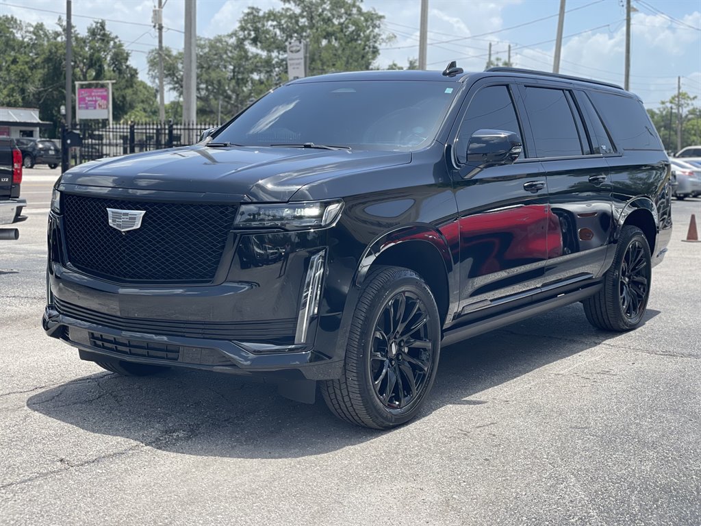 2021 Cadillac Escalade - $44,999