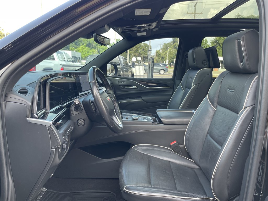 2021 Cadillac Escalade - $44,999