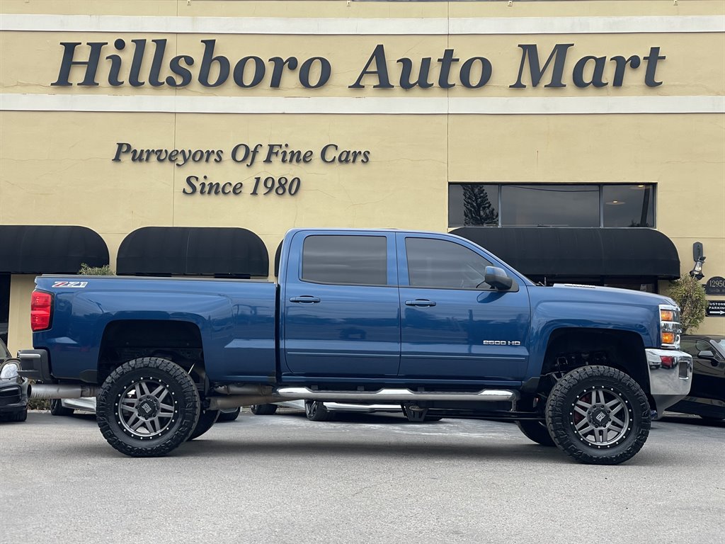 2016 Chevrolet Silverado 2500 LT photo