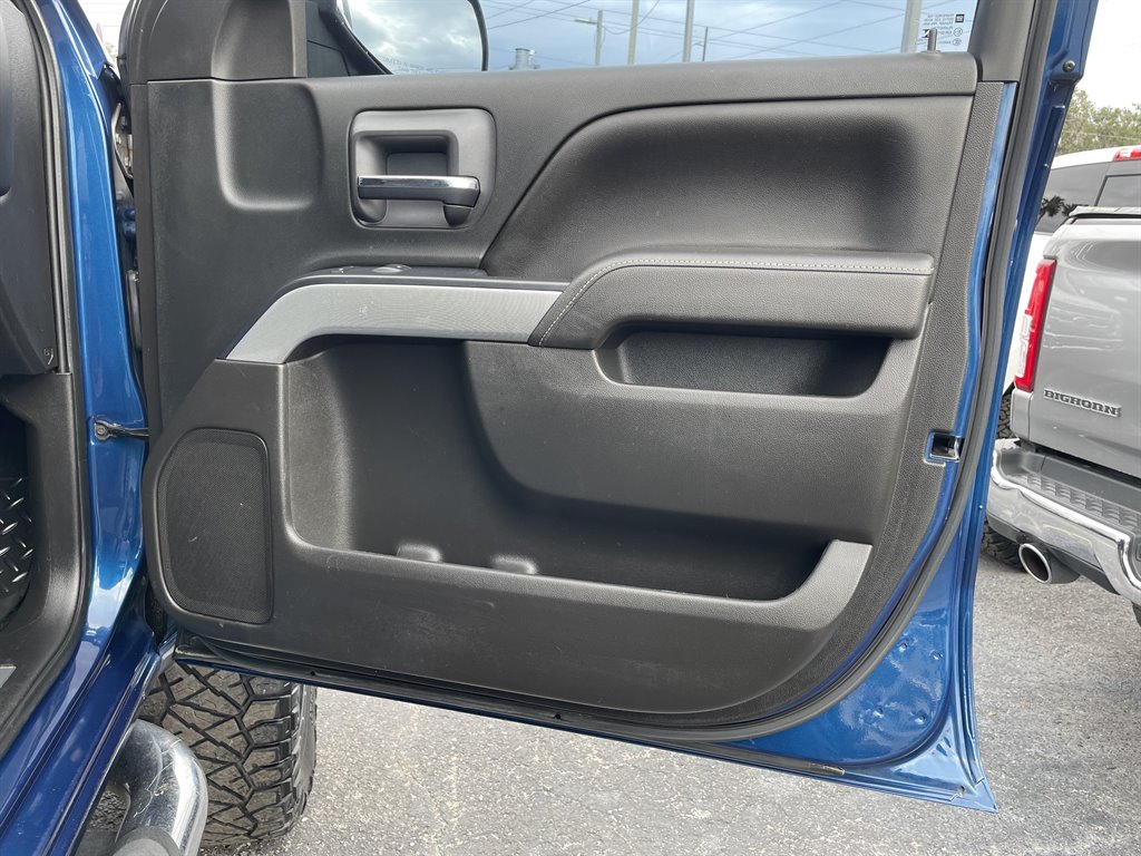 2016 Chevrolet Silverado 2500 LT photo
