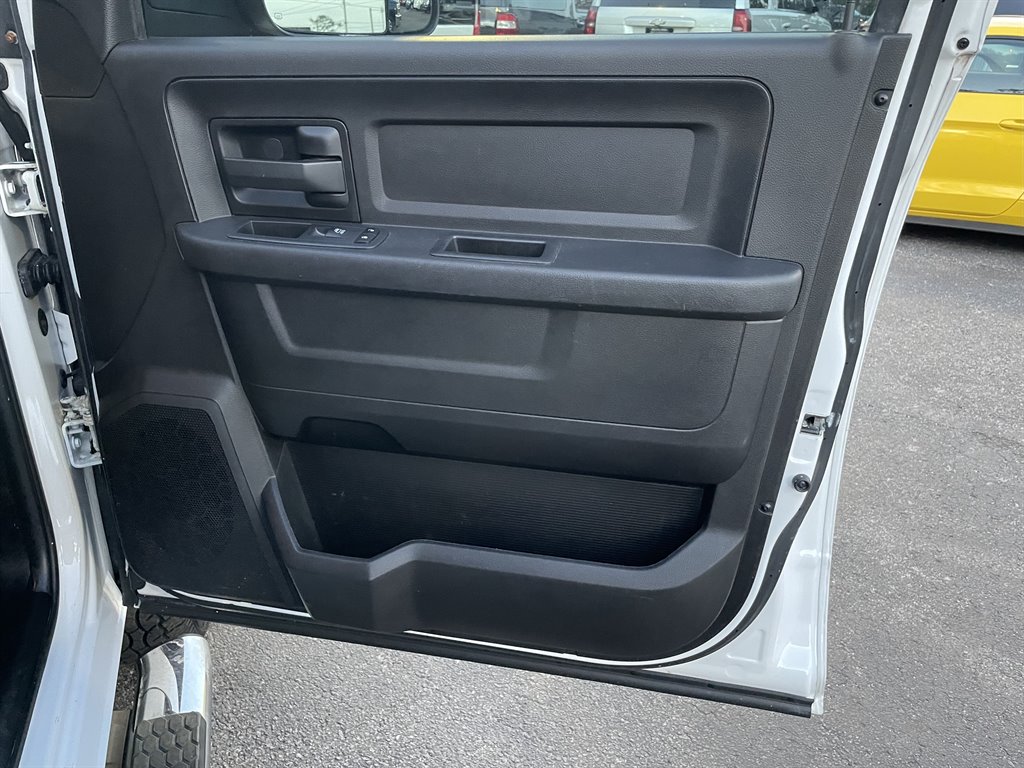 2018 Ram 3500 - $31,999