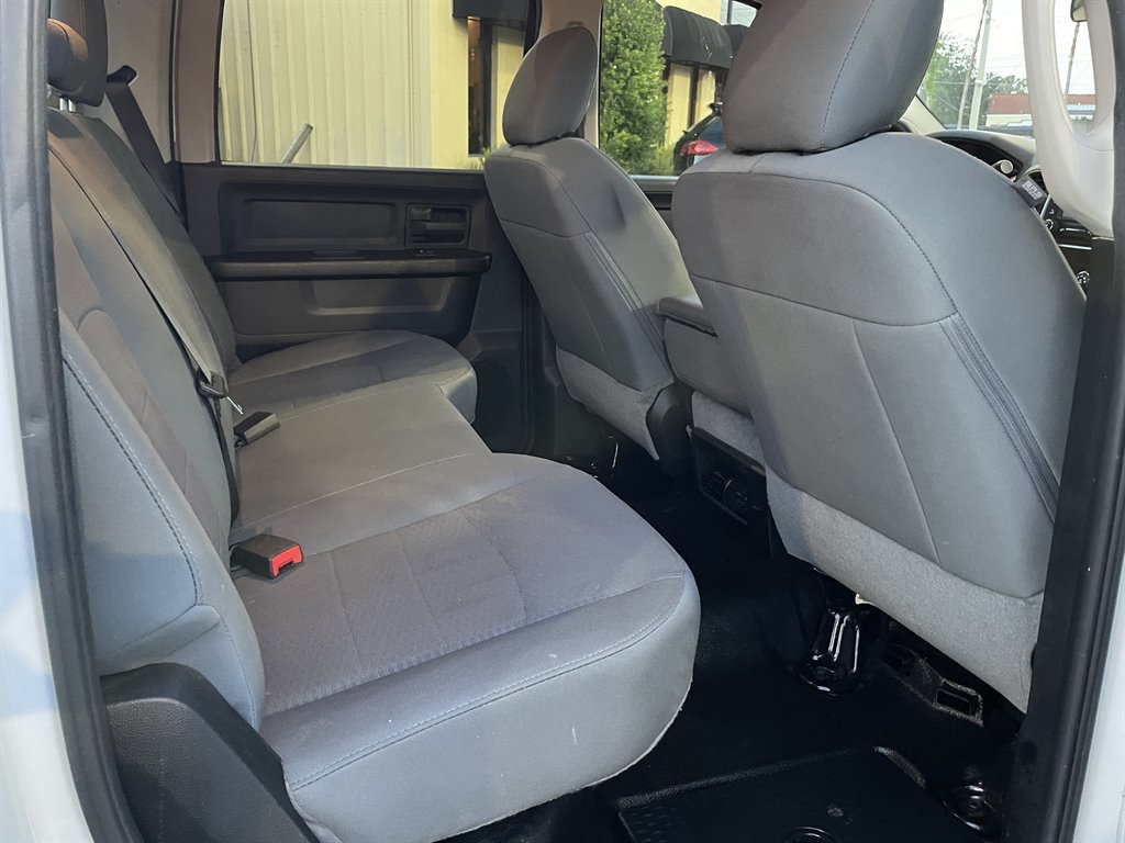 2018 Ram 3500 - $31,999