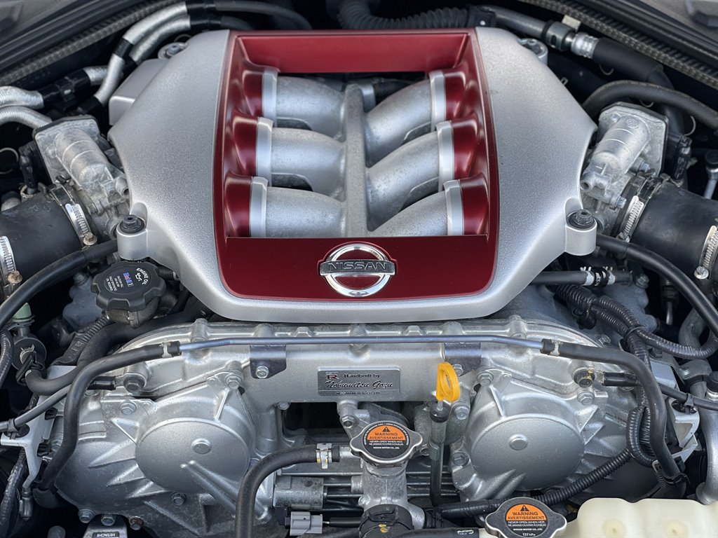2014 Nissan GT-R - $109,999