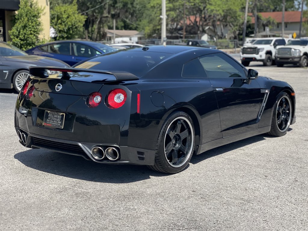 2014 Nissan GT-R - $109,999