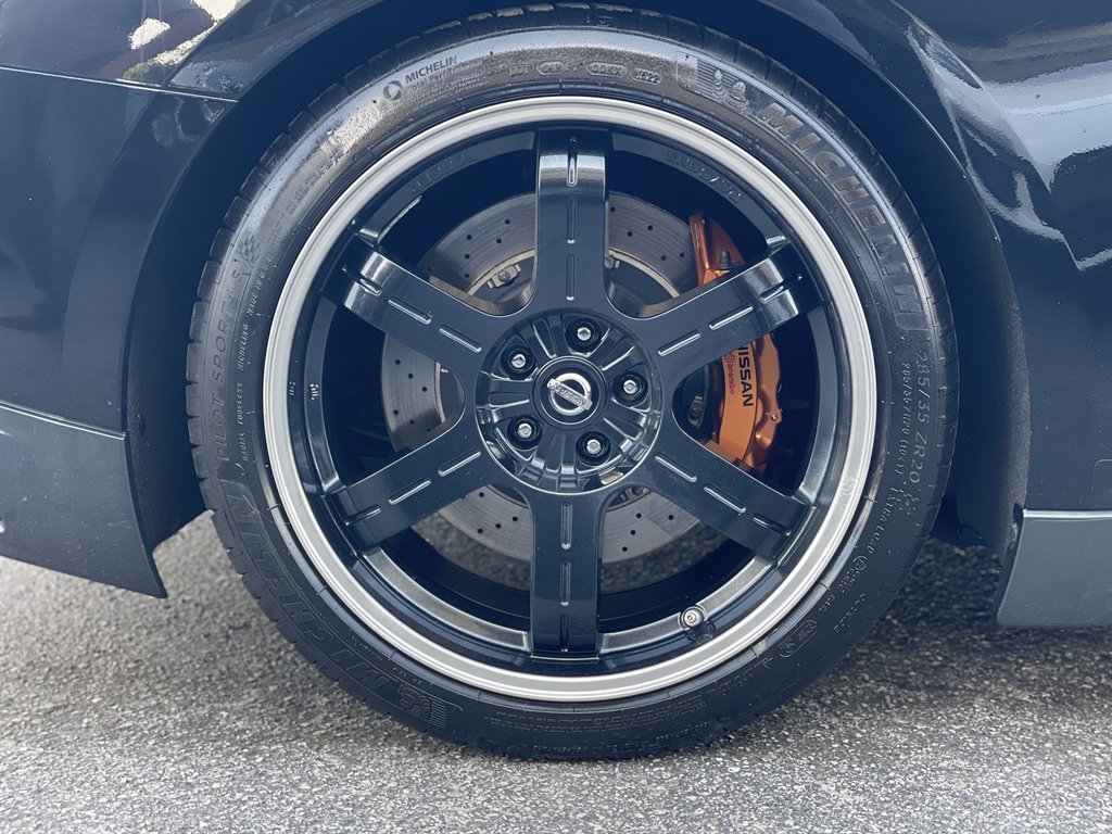 2014 Nissan GT-R - $109,999