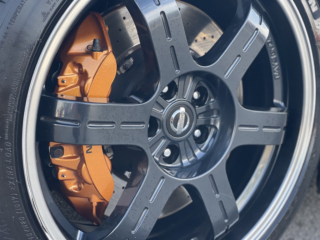 2014 Nissan GT-R - $109,999