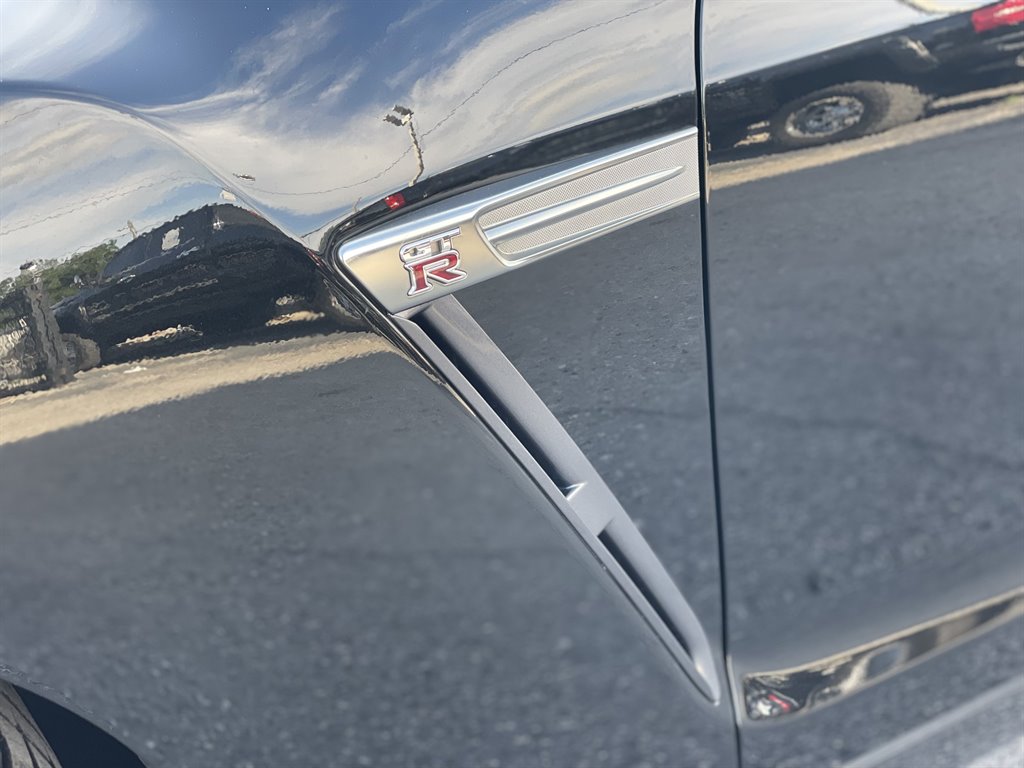 2014 Nissan GT-R - $109,999