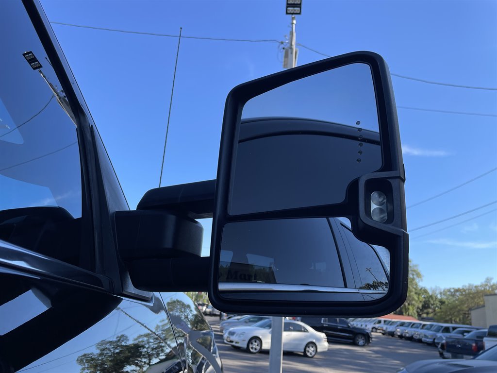 2016 Chevrolet Silverado 2500 High Country photo