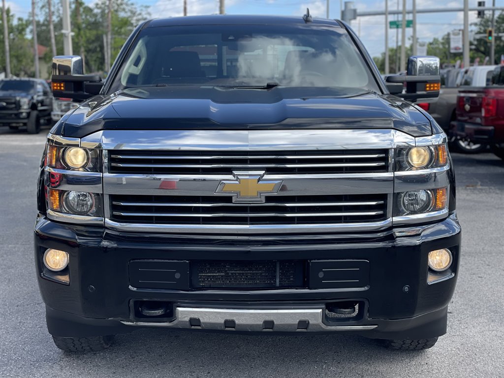 2016 Chevrolet Silverado 2500 High Country photo