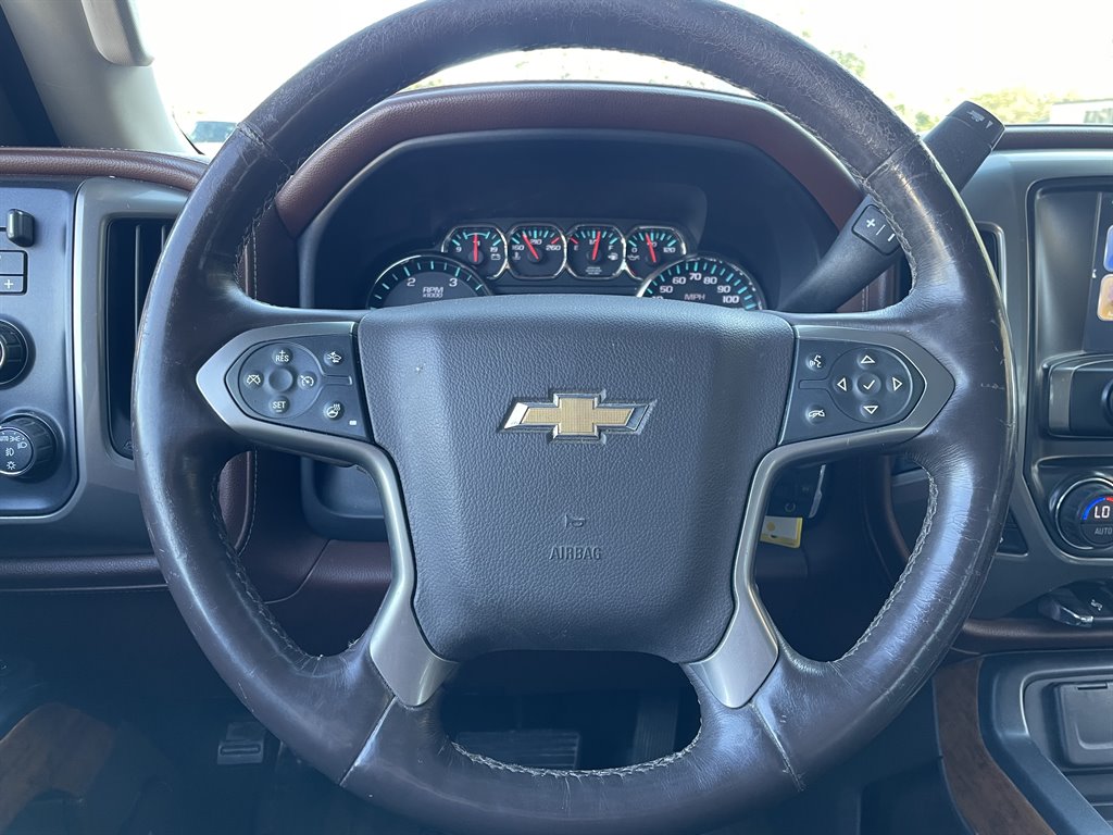 2016 Chevrolet Silverado 2500 High Country photo