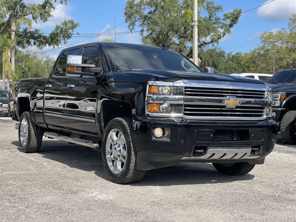 2016 Chevrolet Silverado 2500 High Country photo