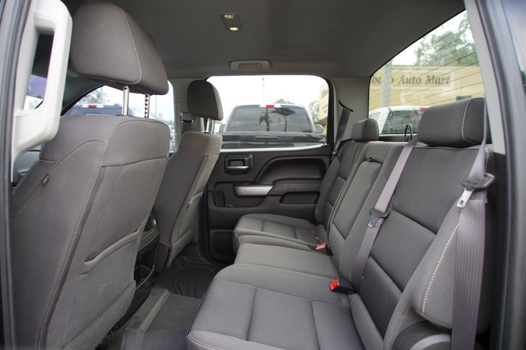 2016 Chevrolet Silverado - $31,999