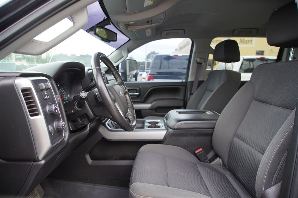 2016 Chevrolet Silverado - $31,999