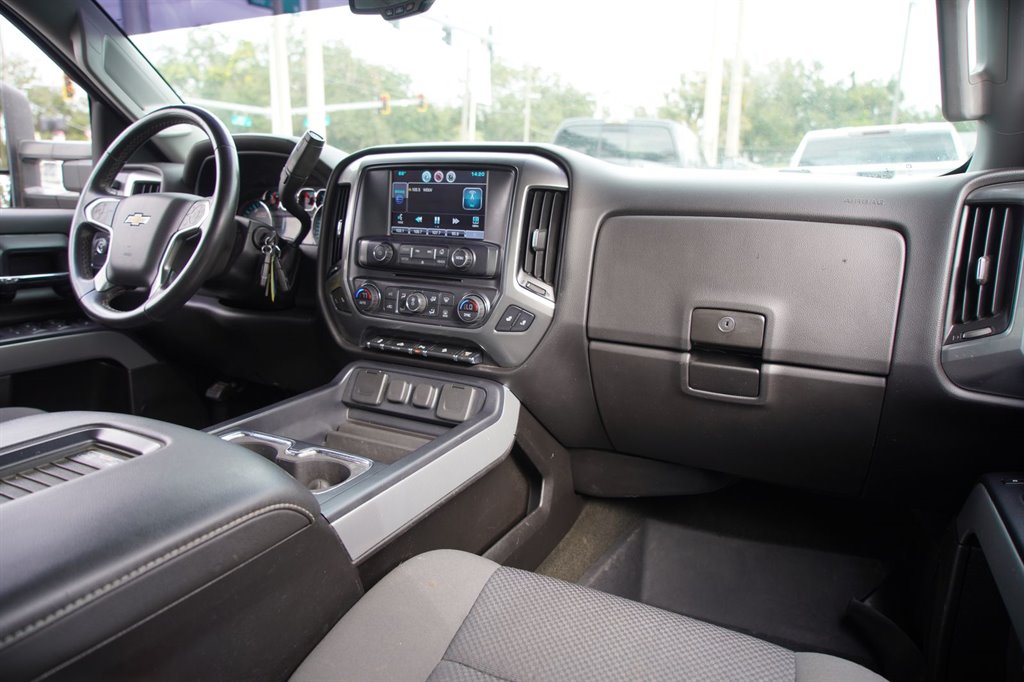 2016 Chevrolet Silverado - $31,999