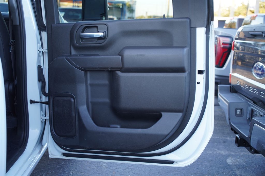 2020 Chevrolet Silverado - $39,999