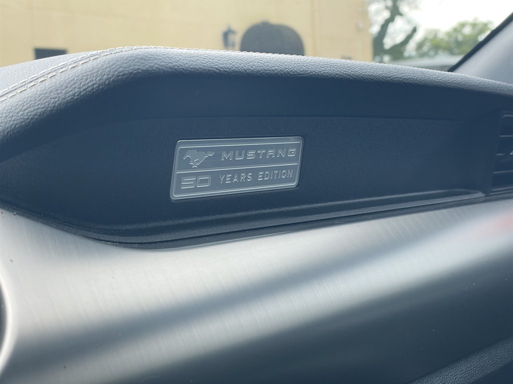2015 Ford Mustang - $27,999