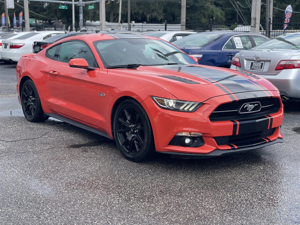 2015 Ford Mustang - $27,999