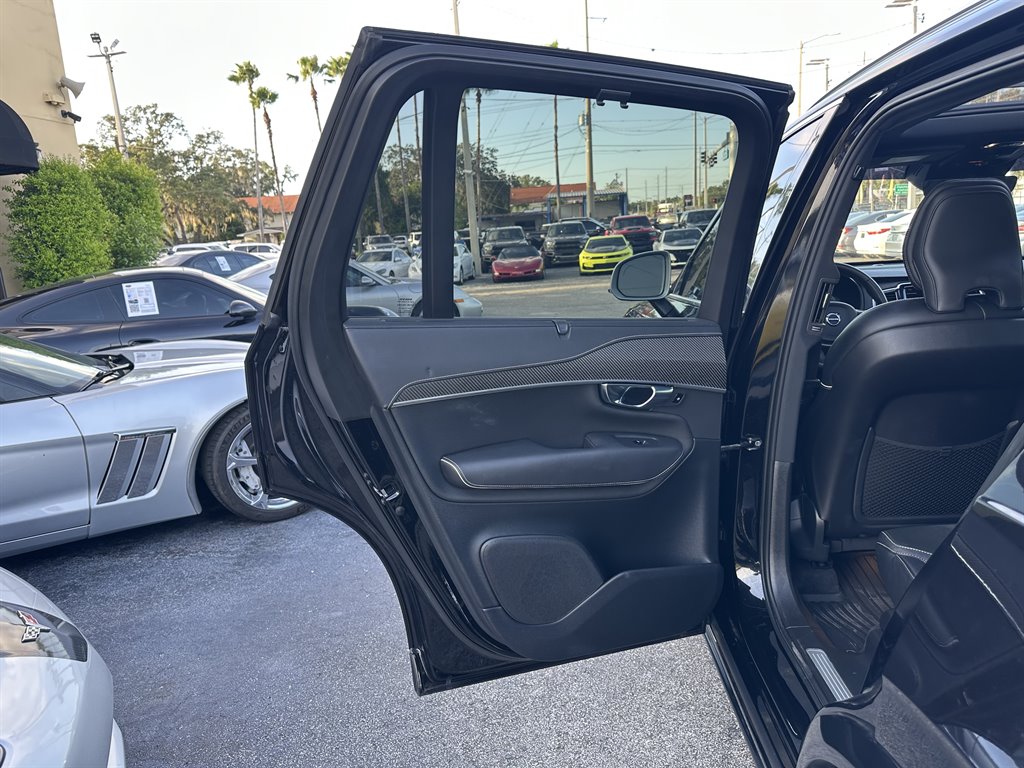 2019 Volvo XC90 - $22,999