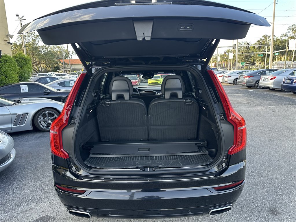 2019 Volvo XC90 - $22,999