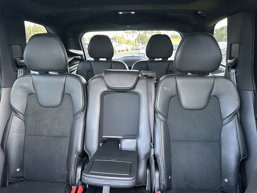 2019 Volvo XC90 - $22,999