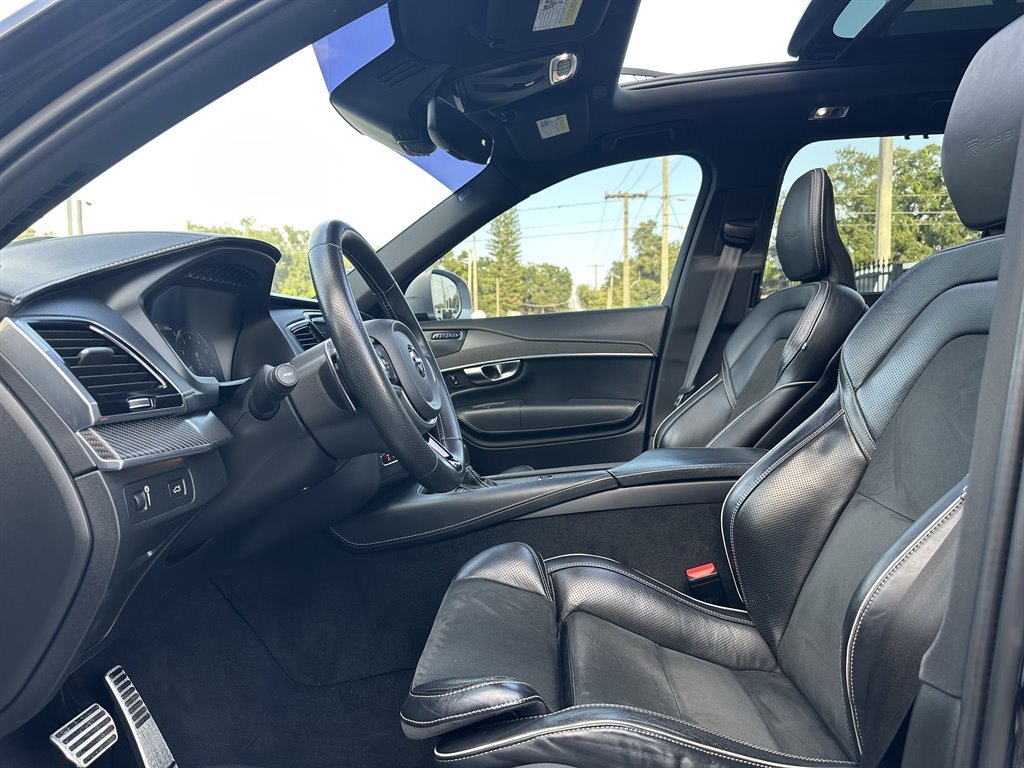 2019 Volvo XC90 - $22,999