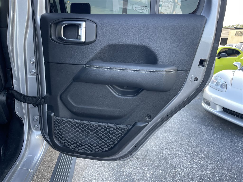 2019 Jeep Wrangler - $26,999