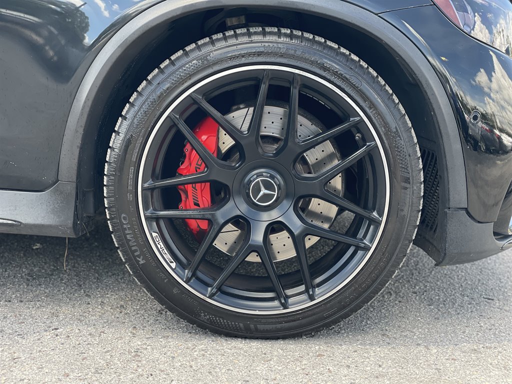 2019 Mercedes-Benz GLC - $34,999
