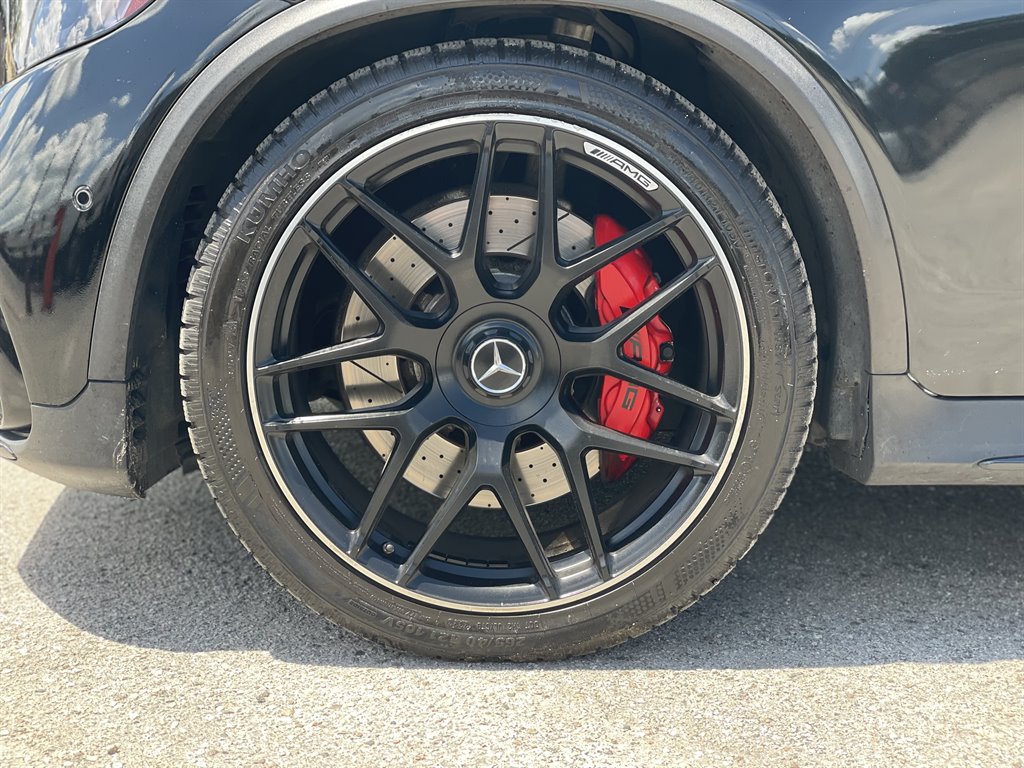 2019 Mercedes-Benz GLC - $34,999