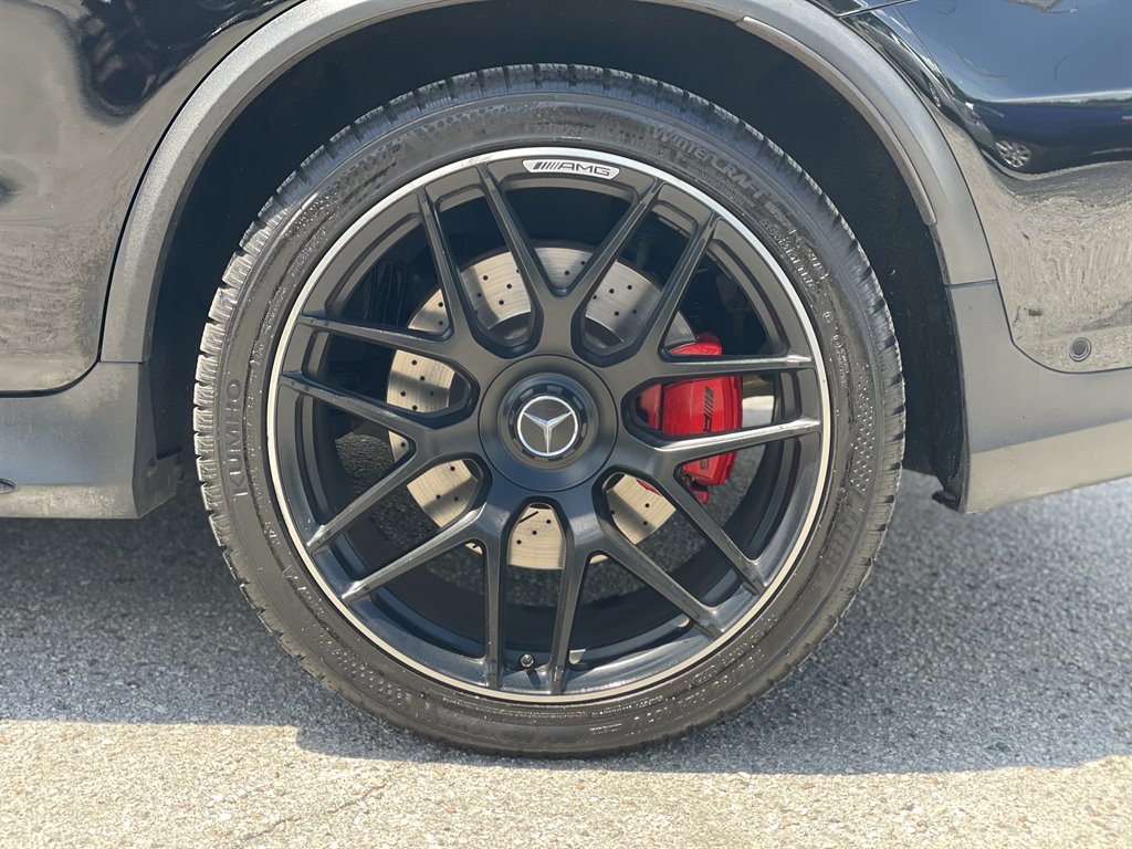2019 Mercedes-Benz GLC - $34,999