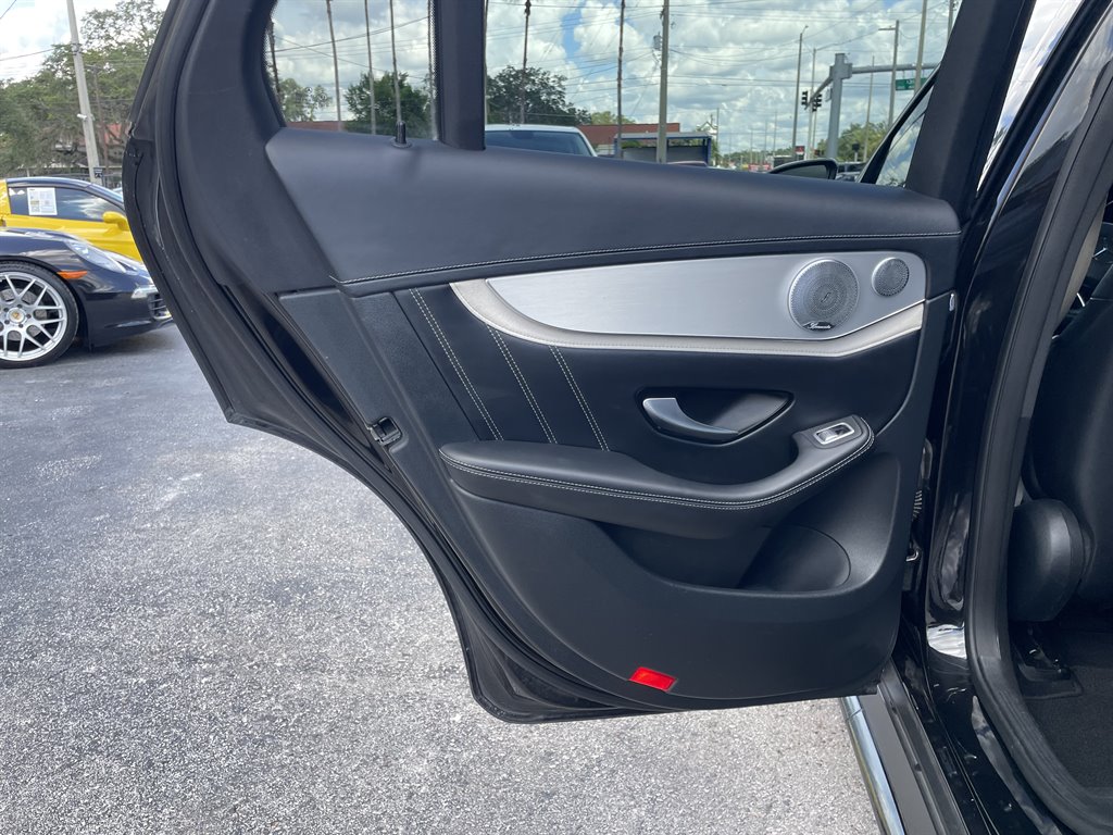 2019 Mercedes-Benz GLC - $34,999