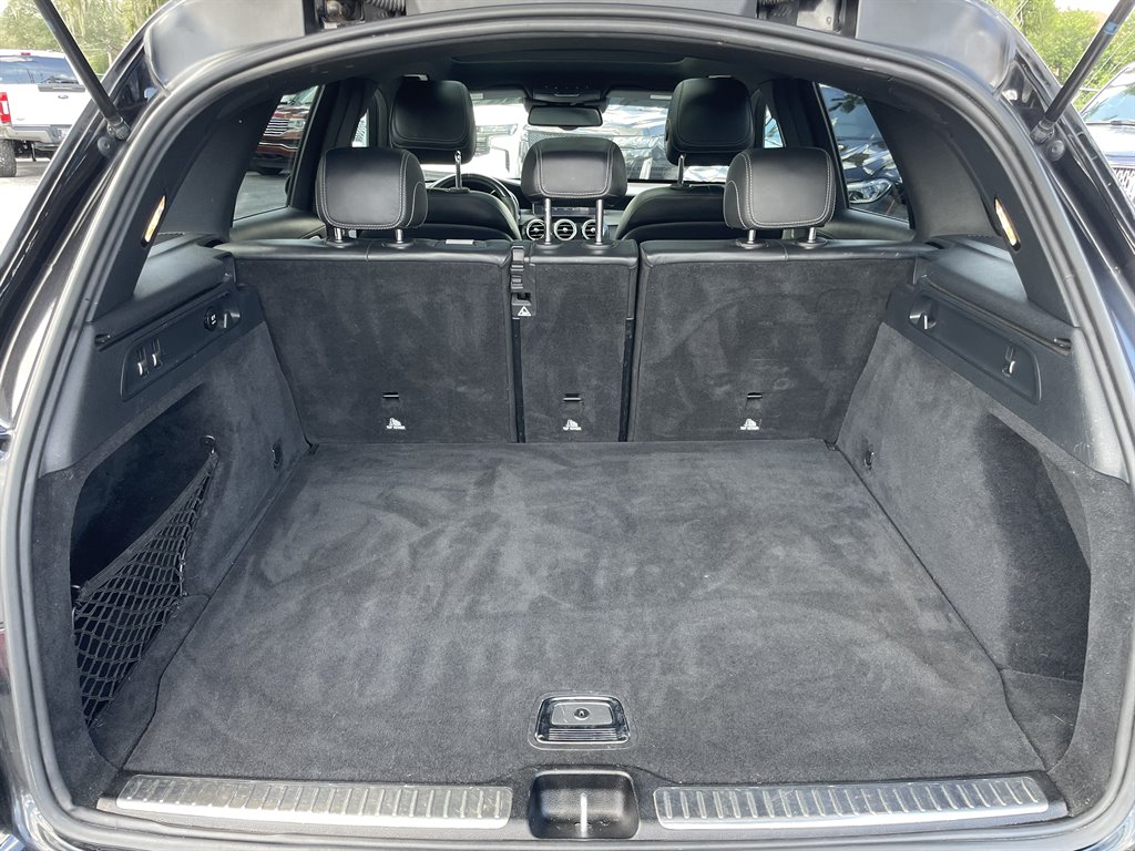 2019 Mercedes-Benz GLC - $34,999