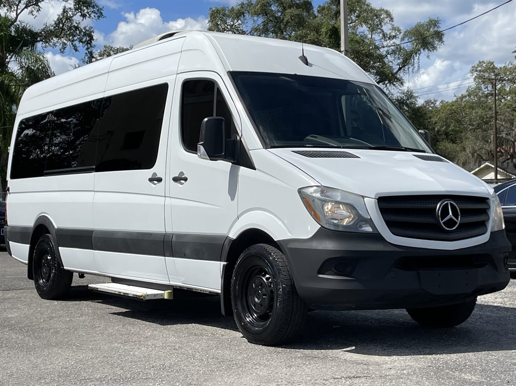 2017 Mercedes-Benz Sprinter 2500 High Roof photo