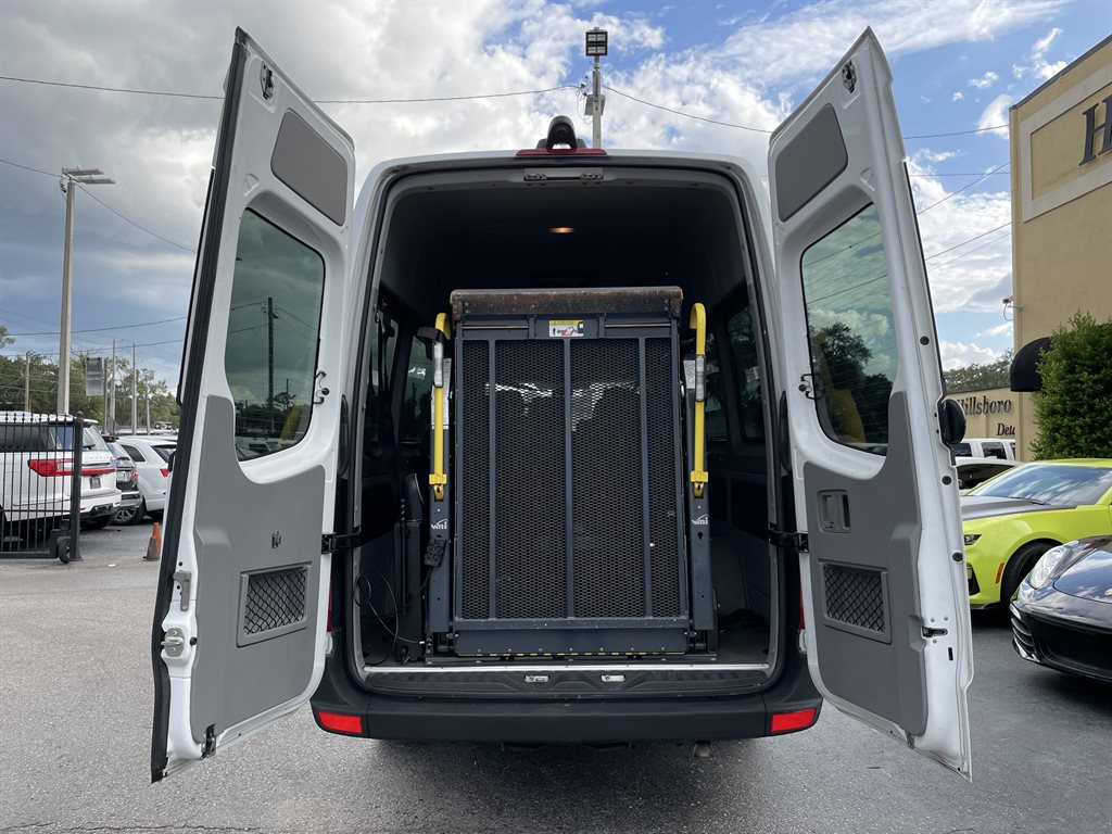 2017 Mercedes-Benz Sprinter 2500 High Roof photo