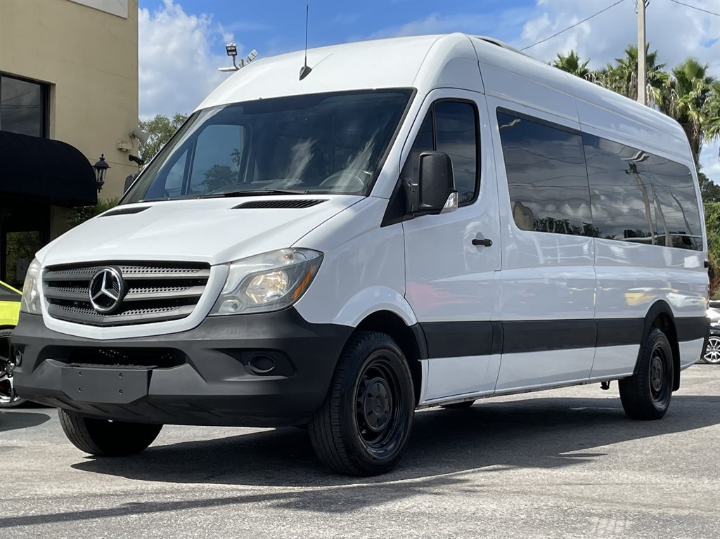 2017 Mercedes-Benz Sprinter 2500 High Roof photo