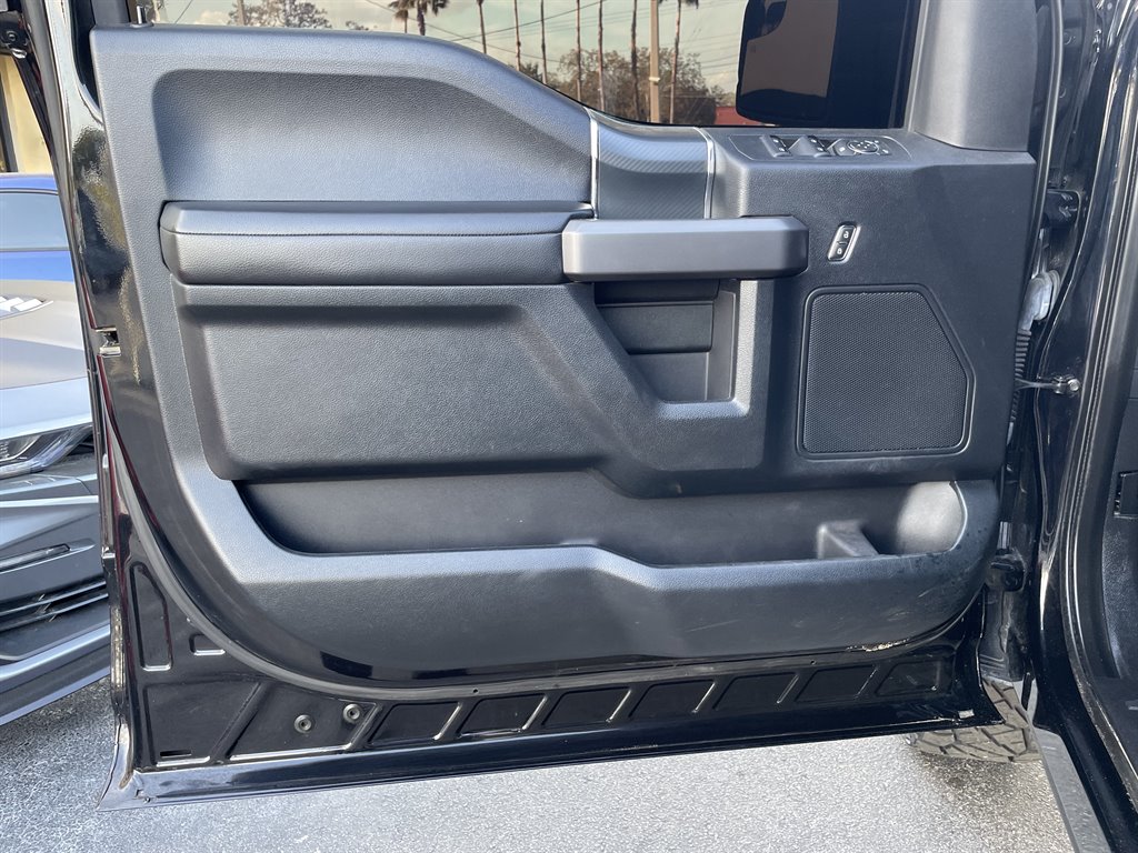 2020 Ford F150 XLT photo