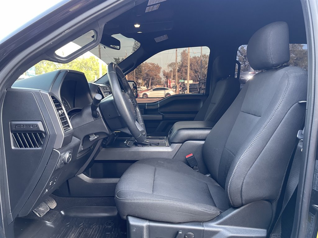 2020 Ford F150 XLT photo