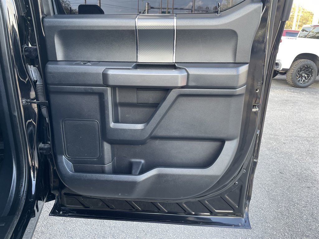 2020 Ford F150 XLT photo