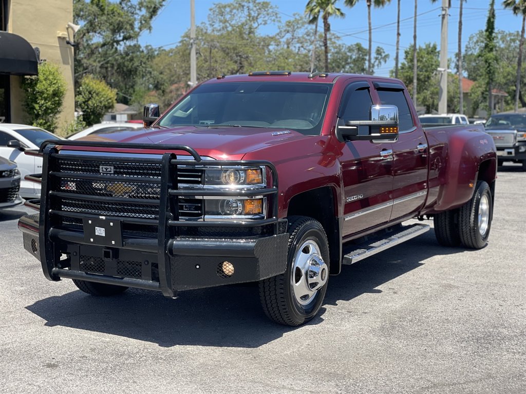2015 Chevrolet Silverado - $44,999